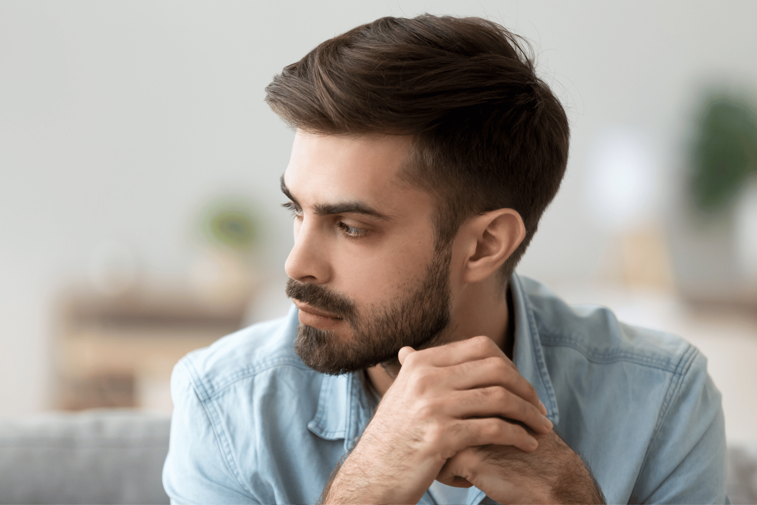 10 znakova da se ponašaš kao slab muškarac (a da toga nisi ni svestan)